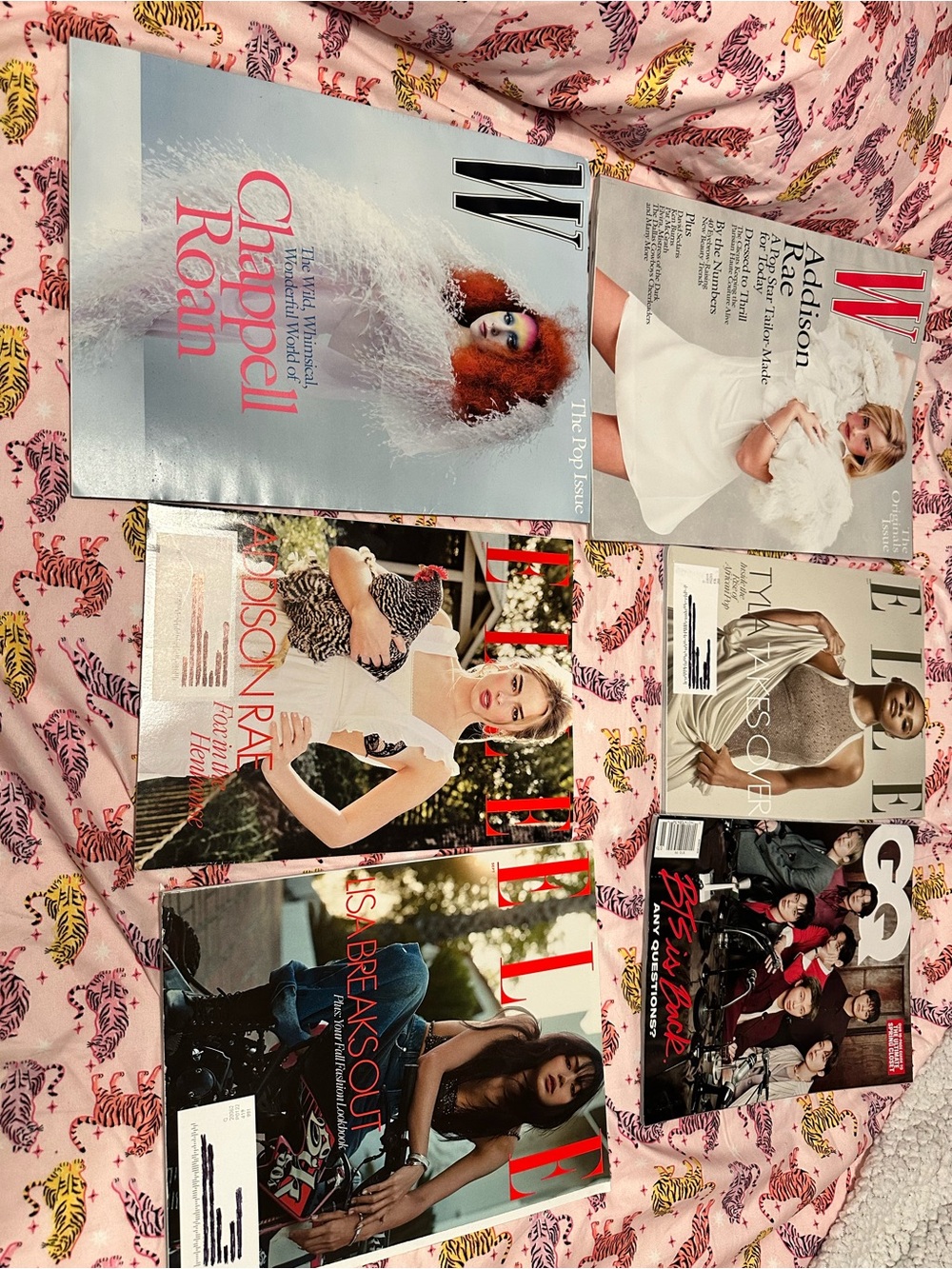 Assorted Fashion Magazine Lot - Vogue, Elle, W Covers. BTS